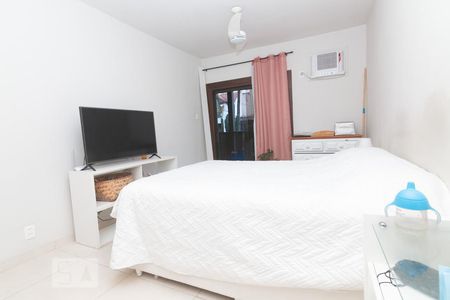 Suíte 1 de casa à venda com 4 quartos, 258m² em Barra da Tijuca, Rio de Janeiro