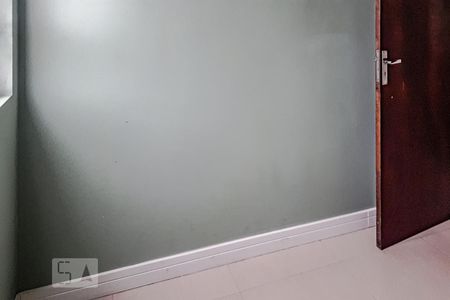 Quarto 1 de apartamento para alugar com 2 quartos, 57m² em Cristo Rei, Curitiba