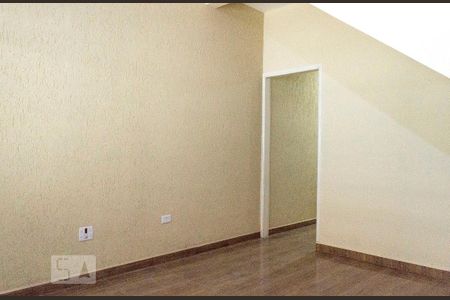 Sala de casa para alugar com 1 quarto, 70m² em Vila Bandeirantes, São Paulo
