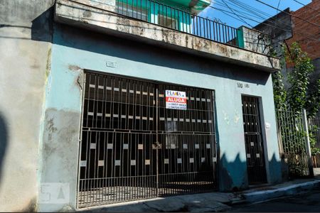 Fachada de casa para alugar com 1 quarto, 70m² em Vila Bandeirantes, São Paulo