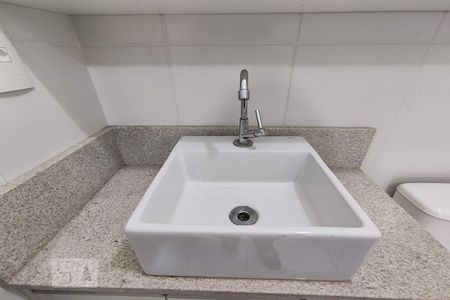 Apartamento para alugar com 64m², 2 quartos e 1 vagaBanheiro