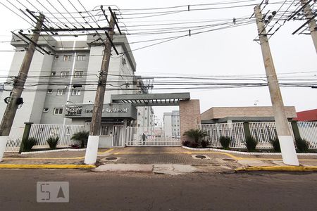 Apartamento para alugar com 64m², 2 quartos e 1 vagaFachada Condomínio