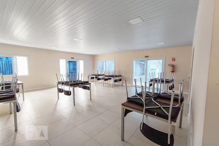 Apartamento para alugar com 64m², 2 quartos e 1 vagaÁrea comum - Salão de festas