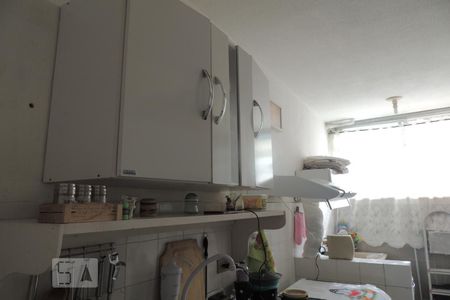 Apartamento à venda com 60m², 2 quartos e 2 vagasCozinha - Armários
