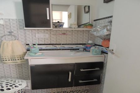 Apartamento à venda com 60m², 2 quartos e 2 vagasBanheiro Social