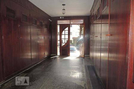 Apartamento à venda com 60m², 2 quartos e 2 vagasEntrada