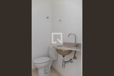 Banheiro de apartamento para alugar com 2 quartos, 69m² em Vila Moinho Velho, São Paulo