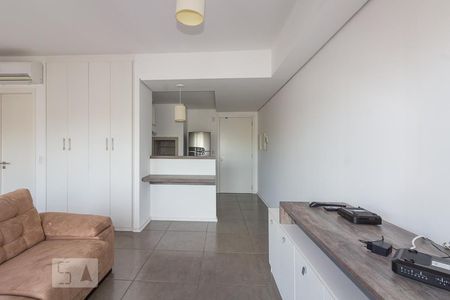 Sala/Quarto de apartamento para alugar com 1 quarto, 38m² em Auxiliadora, Porto Alegre