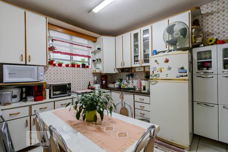 Casa à venda com 190m², 5 quartos e 3 vagasCozinha Casa 1