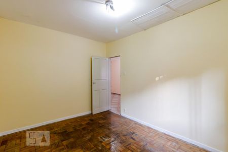 Casa à venda com 190m², 5 quartos e 3 vagasQuarto 1 Casa 3