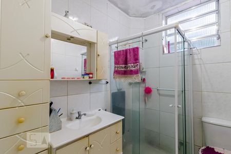 Casa à venda com 190m², 5 quartos e 3 vagasBanheiro Casa 1