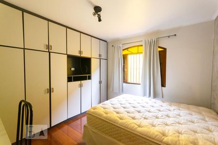 Casa à venda com 230m², 3 quartos e 2 vagasQuarto 2