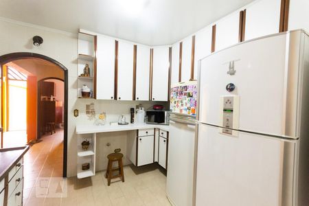 Casa à venda com 230m², 3 quartos e 2 vagasCozinha