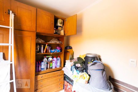 Casa à venda com 230m², 3 quartos e 2 vagasQuarto de Serviço