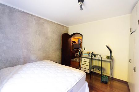 Casa à venda com 230m², 3 quartos e 2 vagasQuarto 2