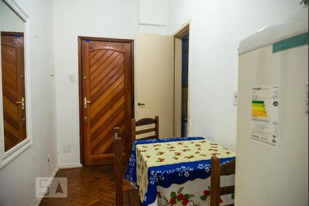 Hall de Entrada de apartamento para alugar com 1 quarto, 30m² em Copacabana, Rio de Janeiro