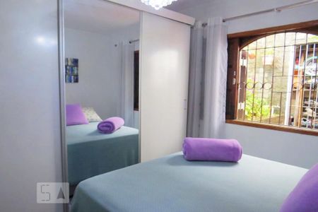 Casa à venda com 142m², 4 quartos e 2 vagasQuarto 3 - Armários