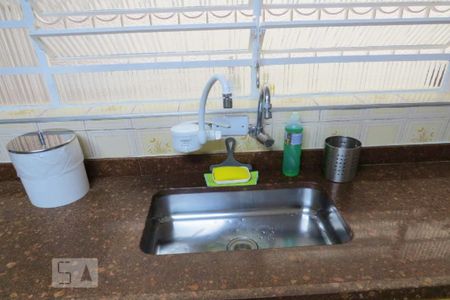 Casa à venda com 142m², 4 quartos e 2 vagasPia