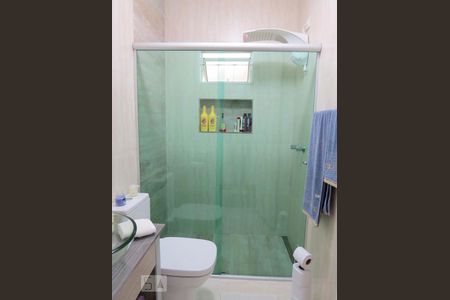 Casa à venda com 142m², 4 quartos e 2 vagasBanheiro Social