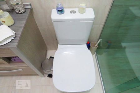 Casa à venda com 142m², 4 quartos e 2 vagasBanheiro Social