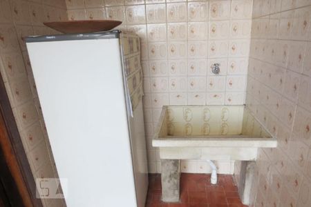 Casa à venda com 142m², 4 quartos e 2 vagasLavanderia