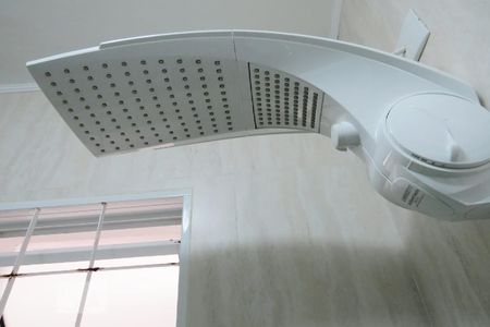 Casa à venda com 142m², 4 quartos e 2 vagasChuveiro