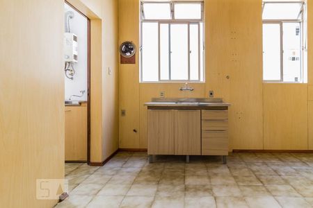 Apartamento à venda com 101m², 3 quartos e sem vagaCozinha