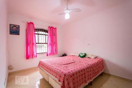 Casa à venda com 200m², 3 quartos e 5 vagas Casa à venda com 200m², 3 quartos e 5 vagasQuarto 3