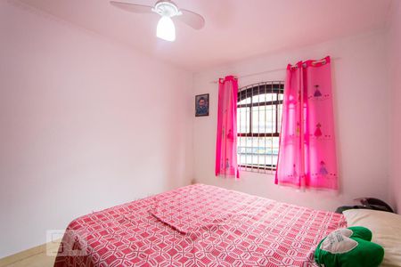 Casa à venda com 200m², 3 quartos e 5 vagas Casa à venda com 200m², 3 quartos e 5 vagasQuarto 3