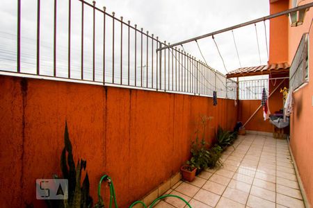 Casa à venda com 200m², 3 quartos e 5 vagas Casa à venda com 200m², 3 quartos e 5 vagasÁrea de serviço