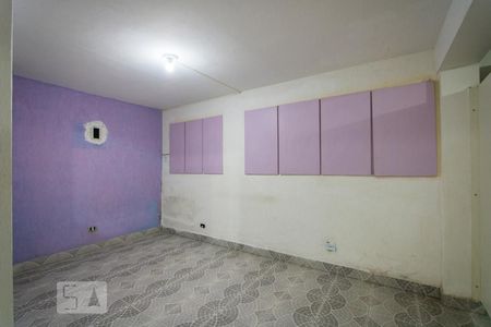 Casa à venda com 200m², 3 quartos e 5 vagas Casa à venda com 200m², 3 quartos e 5 vagasSalão