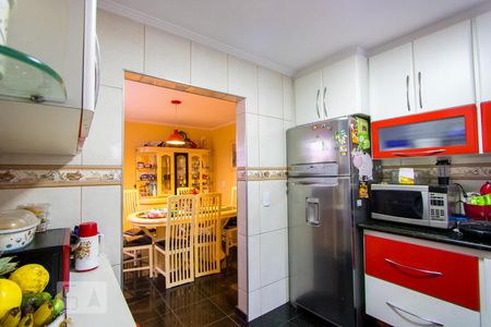 Casa à venda com 200m², 3 quartos e 5 vagas Casa à venda com 200m², 3 quartos e 5 vagasCozinha