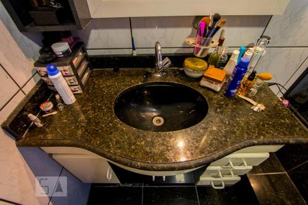 Casa à venda com 200m², 3 quartos e 5 vagas Casa à venda com 200m², 3 quartos e 5 vagasBanheiro do quarto 1