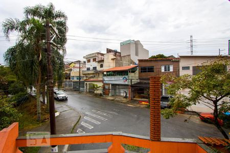 Casa à venda com 200m², 3 quartos e 5 vagas Casa à venda com 200m², 3 quartos e 5 vagasVista do quarto 1