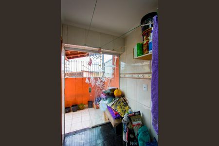 Casa à venda com 200m², 3 quartos e 5 vagas Casa à venda com 200m², 3 quartos e 5 vagasÁrea de serviço