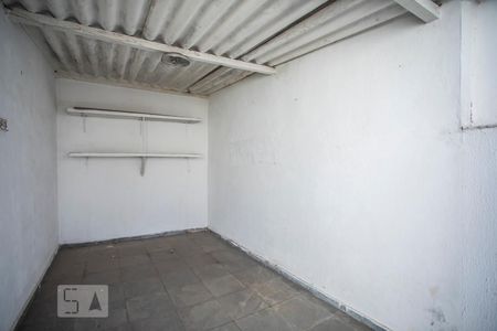 Casa à venda com 200m², 2 quartos e 2 vagasQuintal