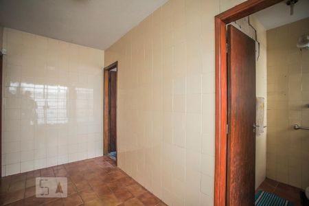 Casa à venda com 200m², 2 quartos e 2 vagasÁrea de Serviço