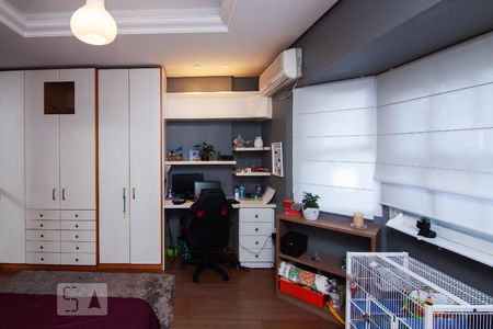 Casa à venda com 394m², 4 quartos e 5 vagas1_DETALHE SUITE II