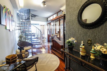 Apartamento à venda com 120m², 3 quartos e 2 vagasSala