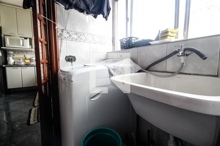 Apartamento à venda com 120m², 3 quartos e 2 vagasÁrea de serviço