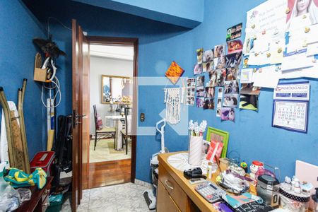 Apartamento à venda com 120m², 3 quartos e 2 vagasQuarto 4