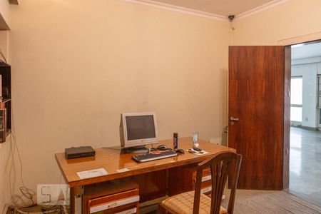 Casa para alugar com 750m², 7 quartos e 6 vagas Casa para alugar com 750m², 7 quartos e 6 vagasEscritório