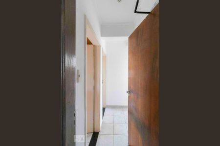 Apartamento à venda com 87m², 2 quartos e 1 vaga Apartamento à venda com 87m², 2 quartos e 1 vagaBanheiro Corredor