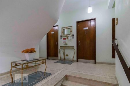 Apartamento à venda com 87m², 2 quartos e 1 vaga Apartamento à venda com 87m², 2 quartos e 1 vagaHall Social