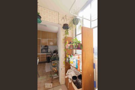 Apartamento à venda com 87m², 2 quartos e 1 vaga Apartamento à venda com 87m², 2 quartos e 1 vagaÁrea de Serviço