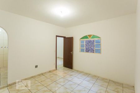 Sala de casa para alugar com 2 quartos, 45m² em Boa Vista, Belo Horizonte