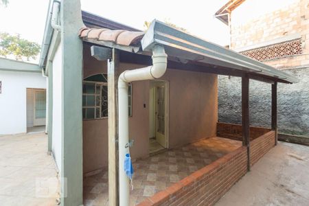 Casa para alugar com 45m², 2 quartos e sem vagaVaranda