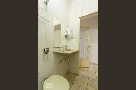 Casa para alugar com 45m², 2 quartos e sem vagaBanheiro