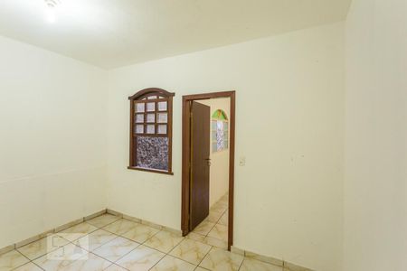Quarto 1 de casa para alugar com 2 quartos, 45m² em Boa Vista, Belo Horizonte