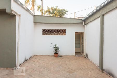 Casa para alugar com 45m², 2 quartos e sem vagaÁrea Externa